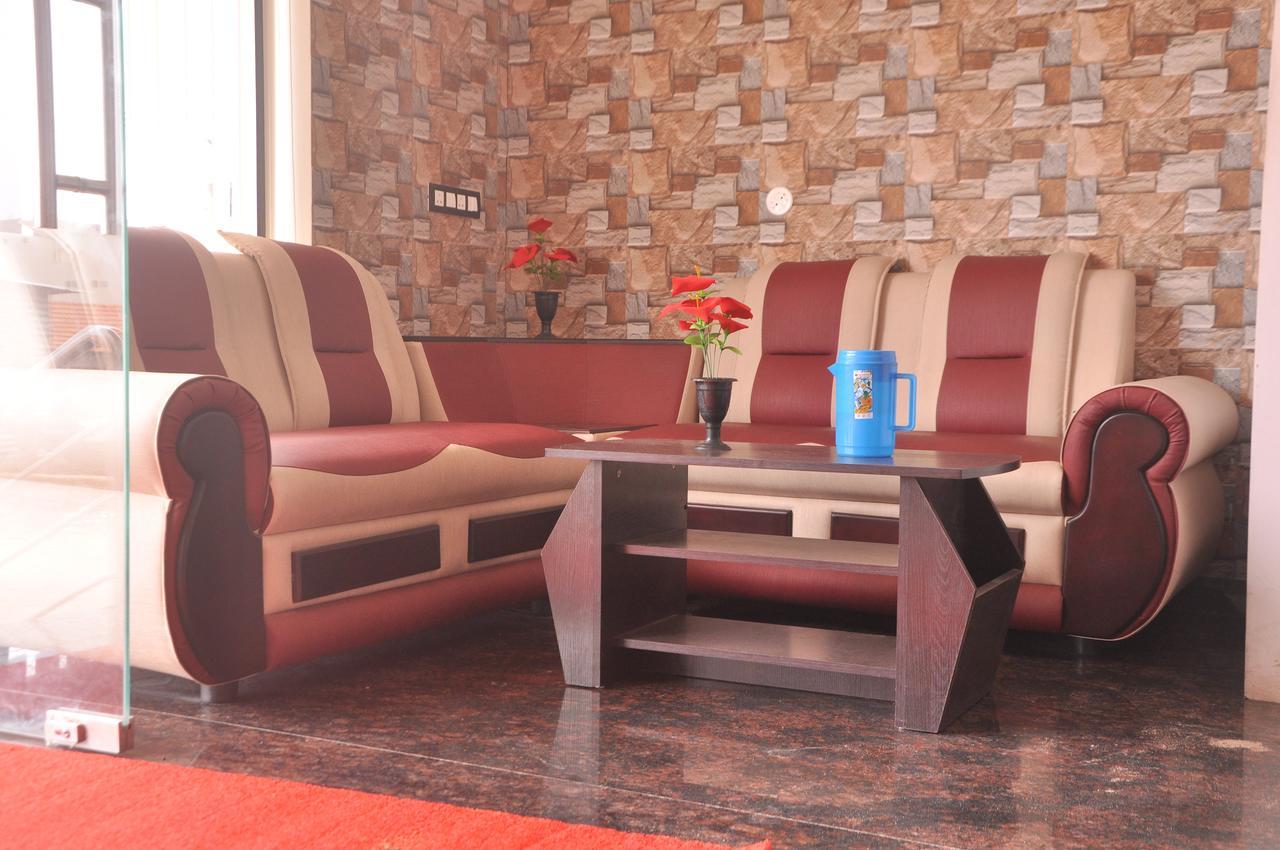 Hotel Sr Residency Рамешварам Экстерьер фото